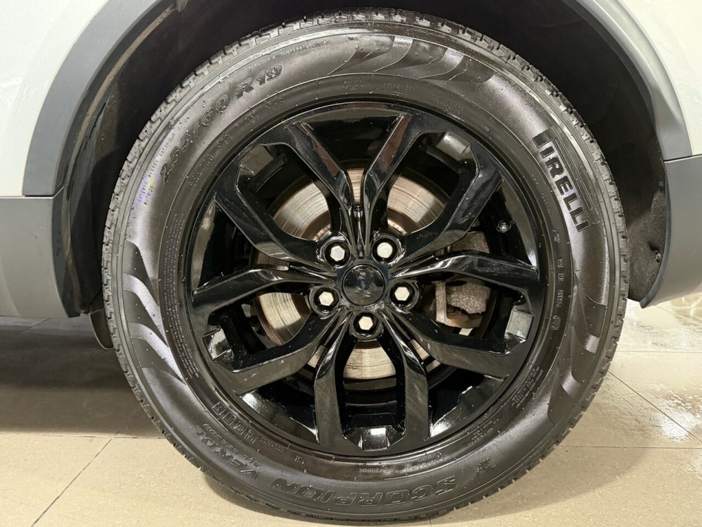 Used Land Rover Discovery 2017 for sale - 75912262: Photo 13