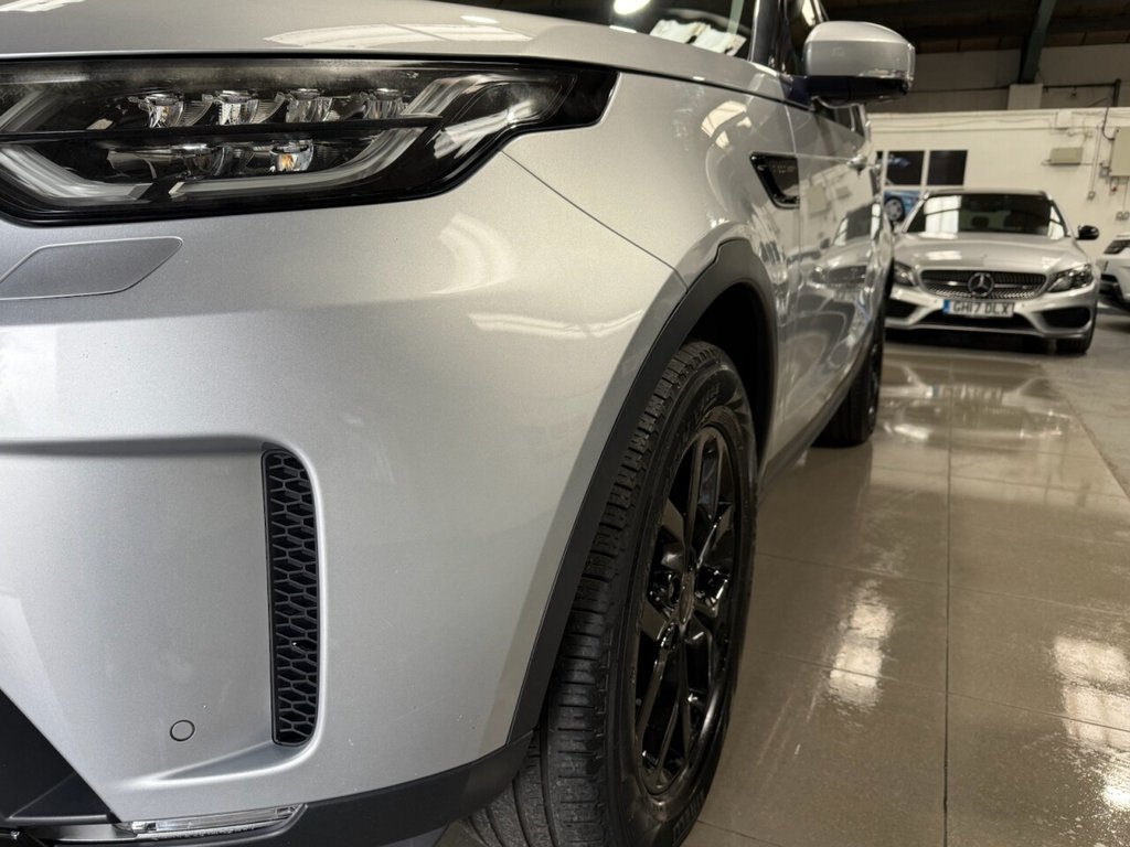 Used Land Rover Discovery 2017 for sale - 75912262: Photo 9