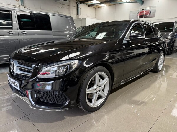 Used Mercedes-Benz C Class 2015 for sale - 76267405: Photo 2