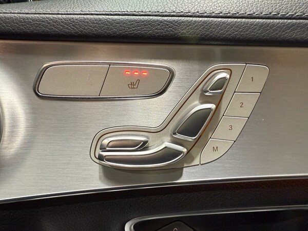 Used Mercedes-Benz C Class 2015 for sale - 76267405: Photo 33