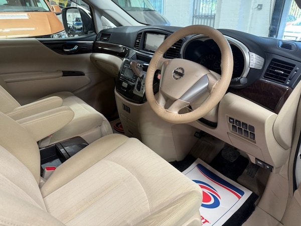 Used Nissan Elgrand 2013 for sale - 75549307: Photo 16