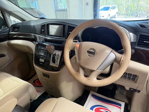 Used Nissan Elgrand 2013 for sale - 75549307: Photo 17
