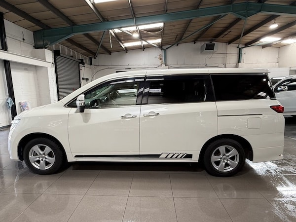 Used Nissan Elgrand 2013 for sale - 75549307: Photo 7