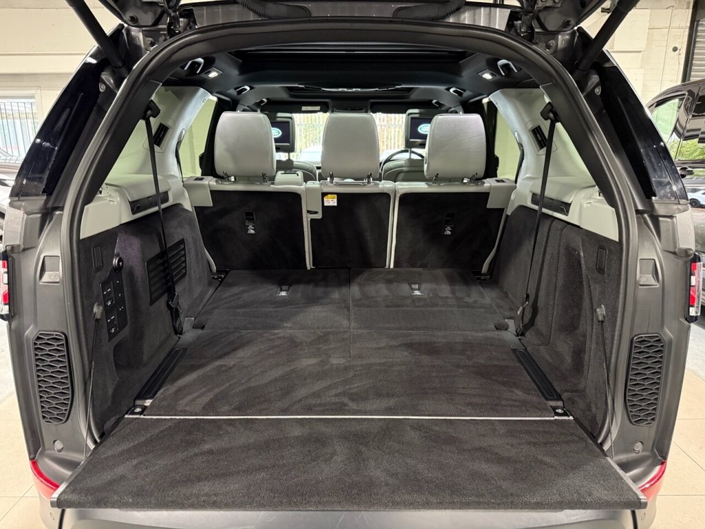 Used Land Rover Discovery 2018 for sale - 76535789: Photo 30