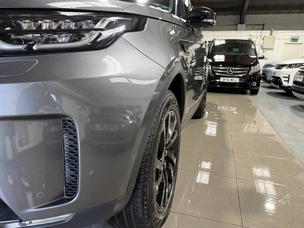 Used Land Rover Discovery 2018 for sale - 76535789: Photo 9