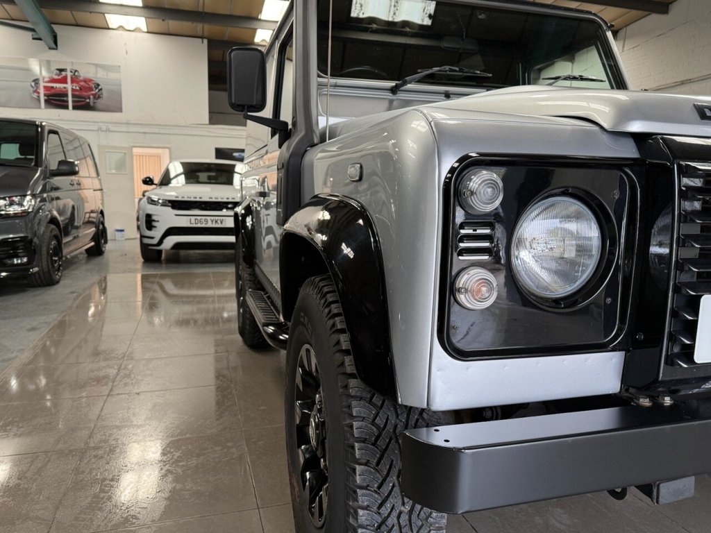 Used Land Rover Defender 2015 for sale - 77110458: Photo 10