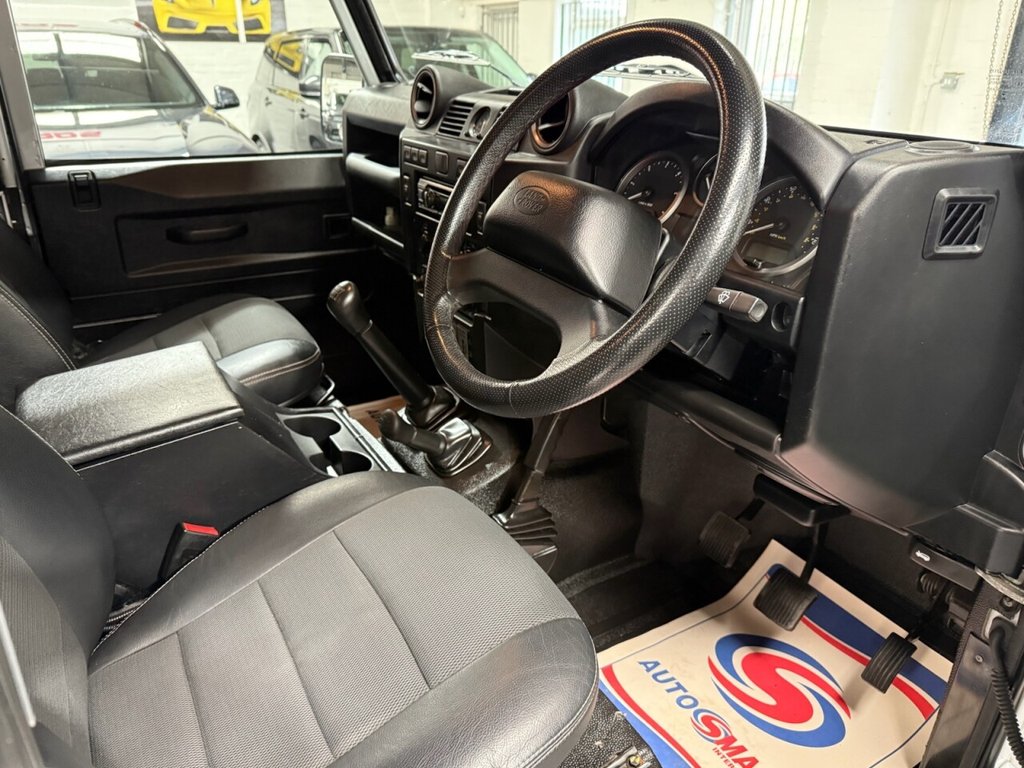 Used Land Rover Defender 2015 for sale - 77110458: Photo 16