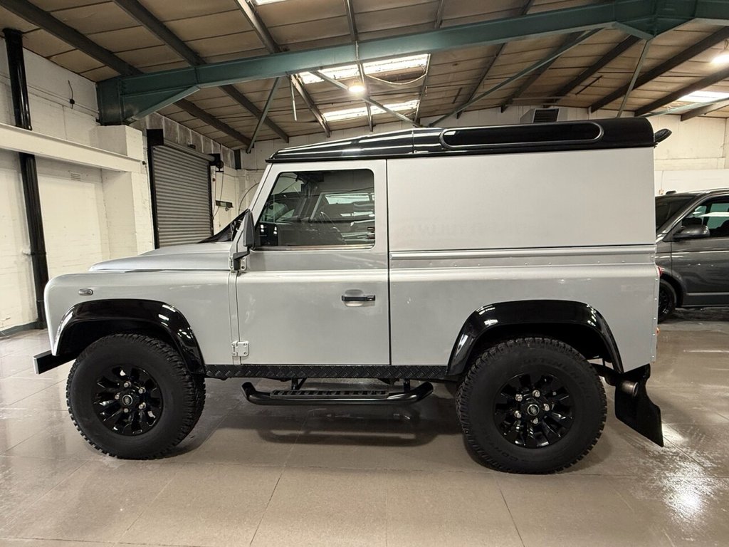 Used Land Rover Defender 2015 for sale - 77110458: Photo 7