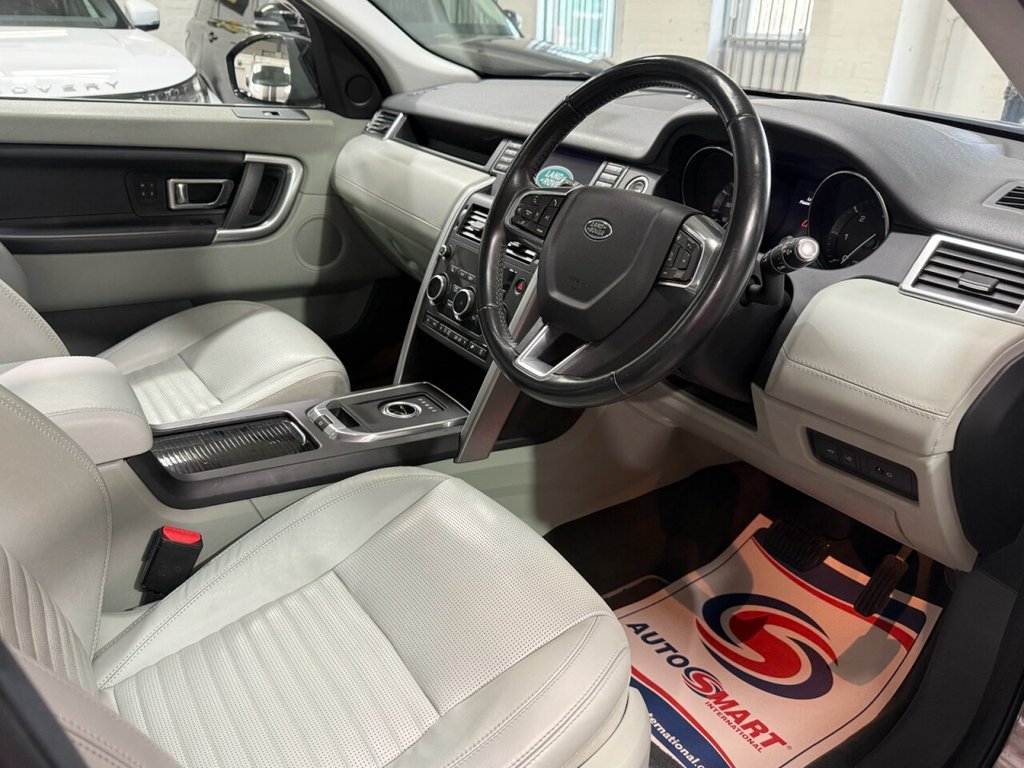 Used Land Rover Discovery Sport 2015 for sale - 77655118: Photo 16