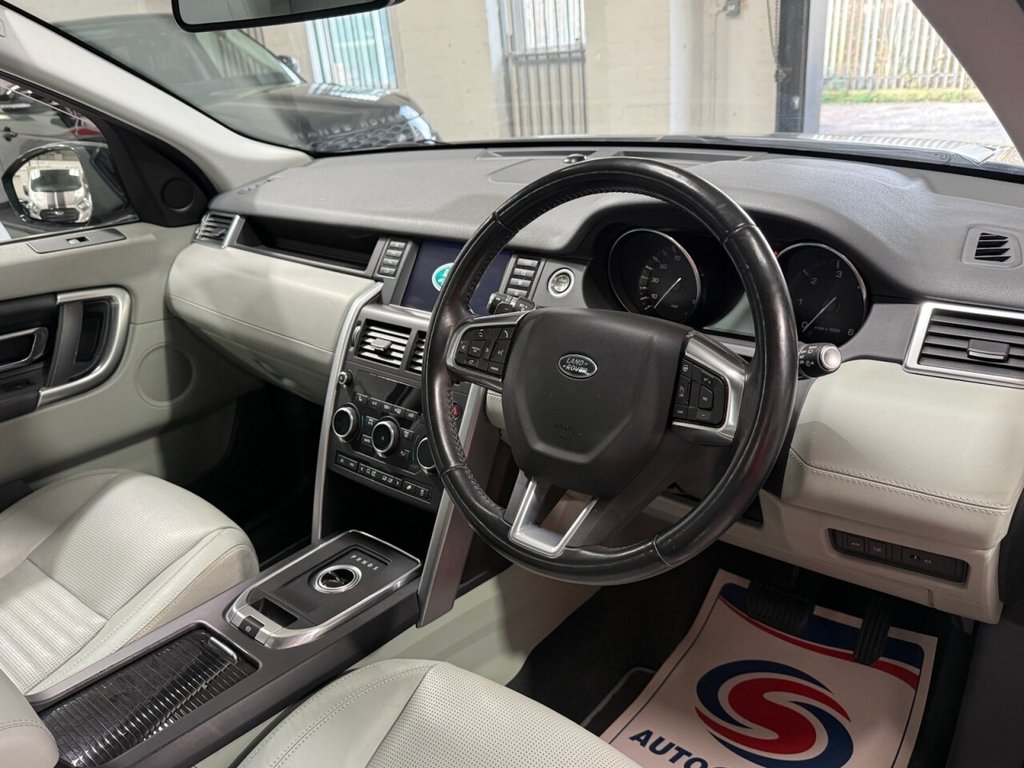 Used Land Rover Discovery Sport 2015 for sale - 77655118: Photo 17