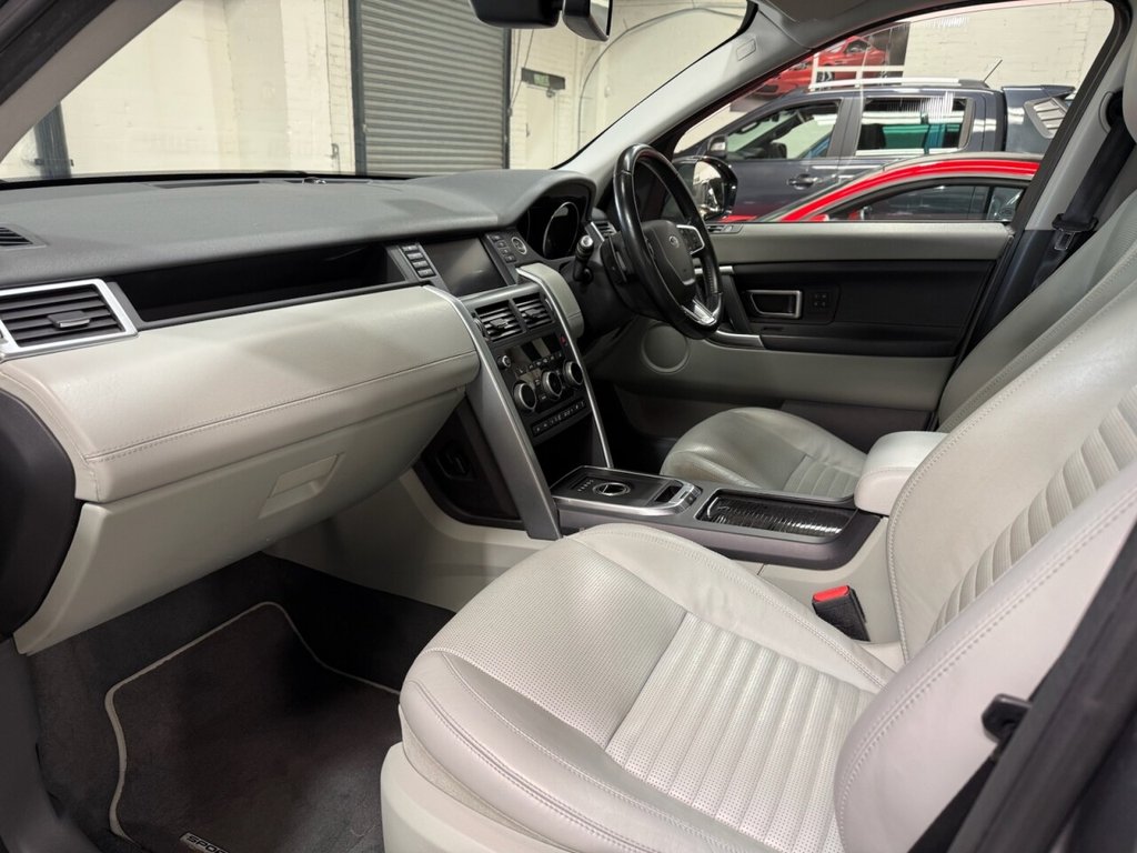 Used Land Rover Discovery Sport 2015 for sale - 77655118: Photo 28