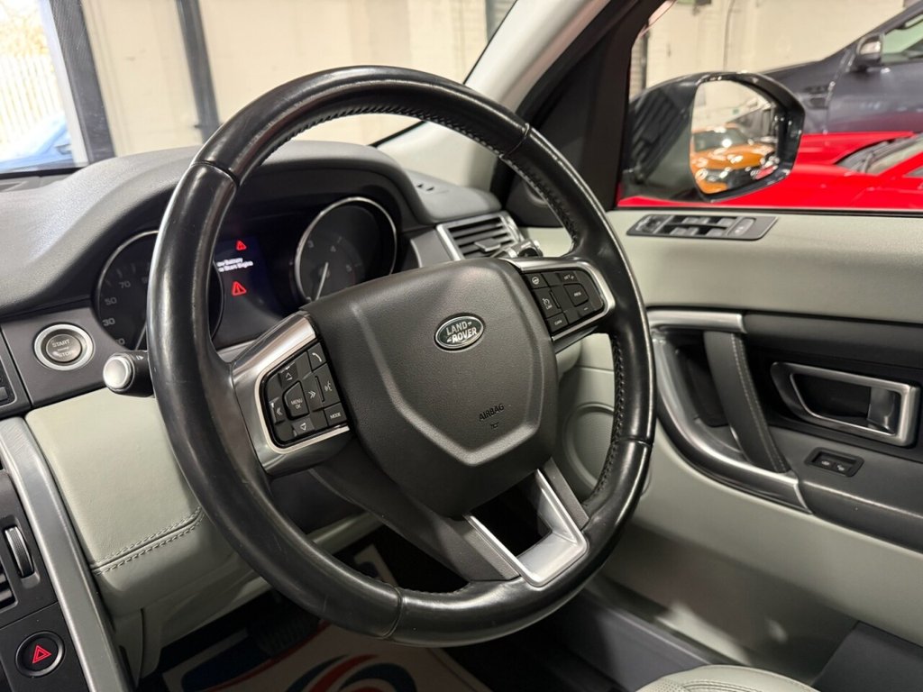 Used Land Rover Discovery Sport 2015 for sale - 77655118: Photo 31