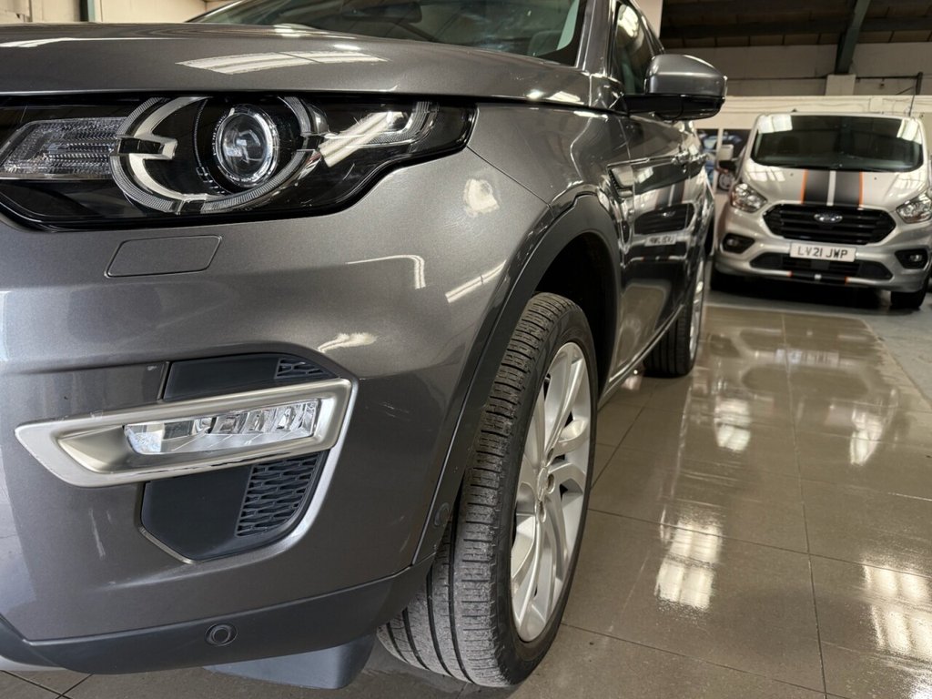 Used Land Rover Discovery Sport 2015 for sale - 77655118: Photo 9