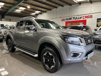 Nissan - Navara