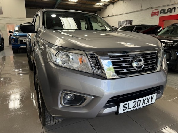 Used Nissan Navara 2020 for sale - 75653843: Photo 11
