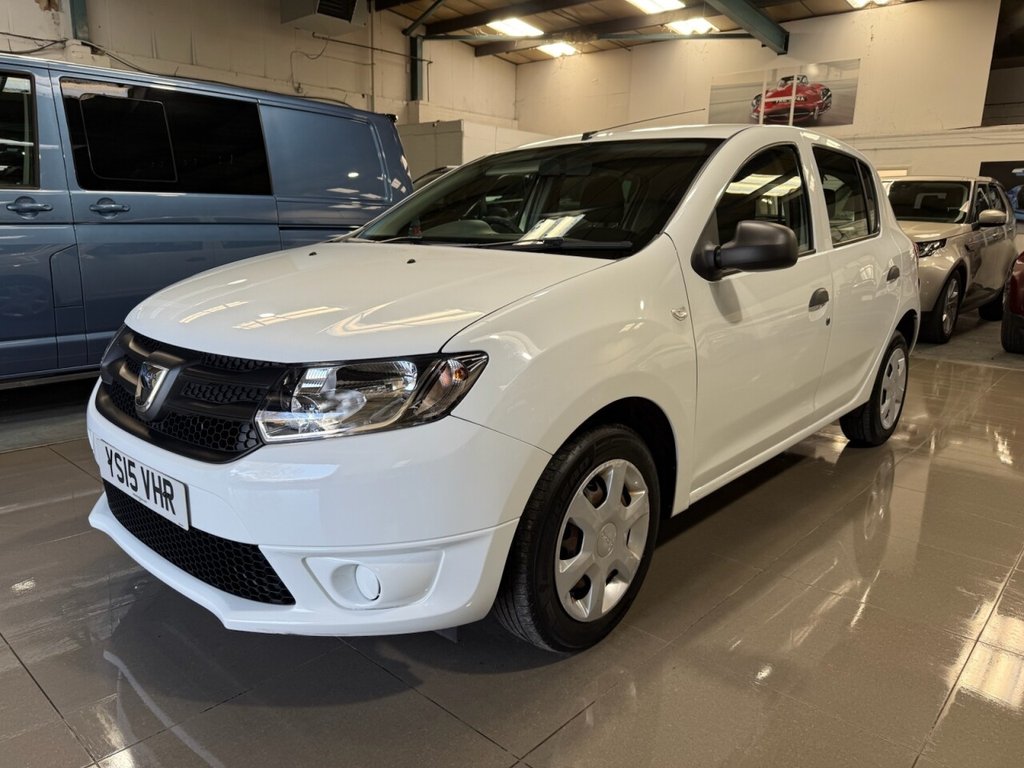 Used Dacia Sandero 2015 for sale - 76406501: Photo 2