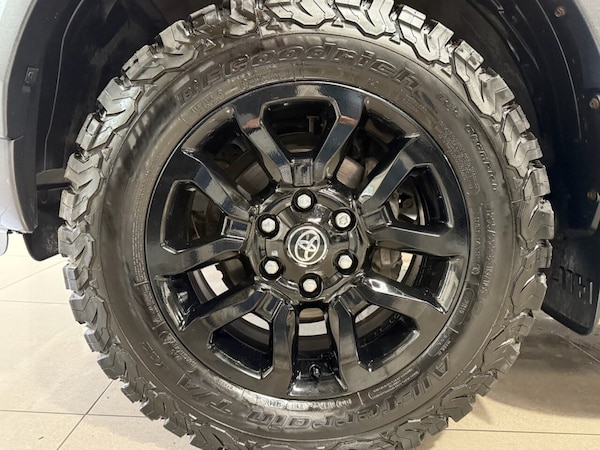 Used Toyota Hilux 2022 for sale - 76303720: Photo 12