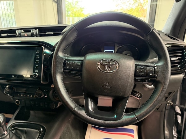 Used Toyota Hilux 2022 for sale - 76303720: Photo 18
