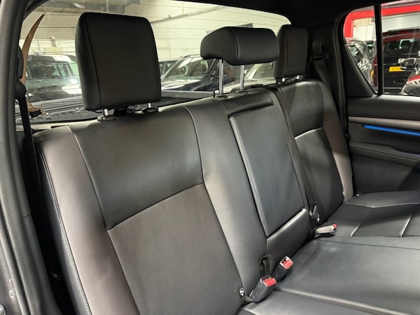 Used Toyota Hilux 2022 for sale - 76303720: Photo 21