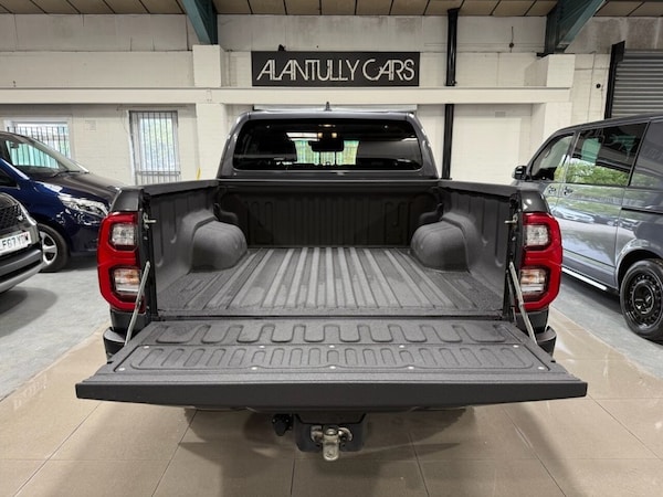 Used Toyota Hilux 2022 for sale - 76303720: Photo 22