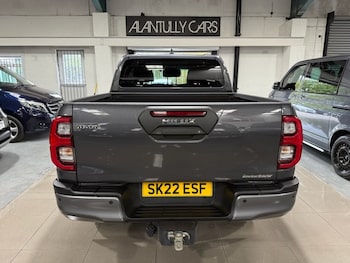 Used Toyota Hilux 2022 for sale - 76303720: Photo 4
