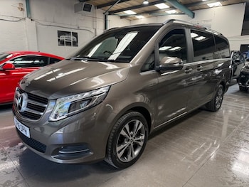 Used Mercedes-Benz V-Class 2018 for sale - 79345348: Photo