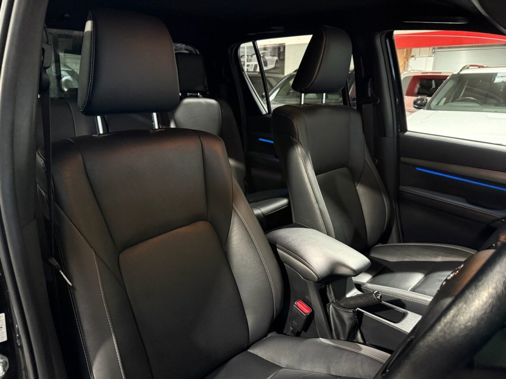 Used Toyota Hilux 2021 for sale - 76973221: Photo 19