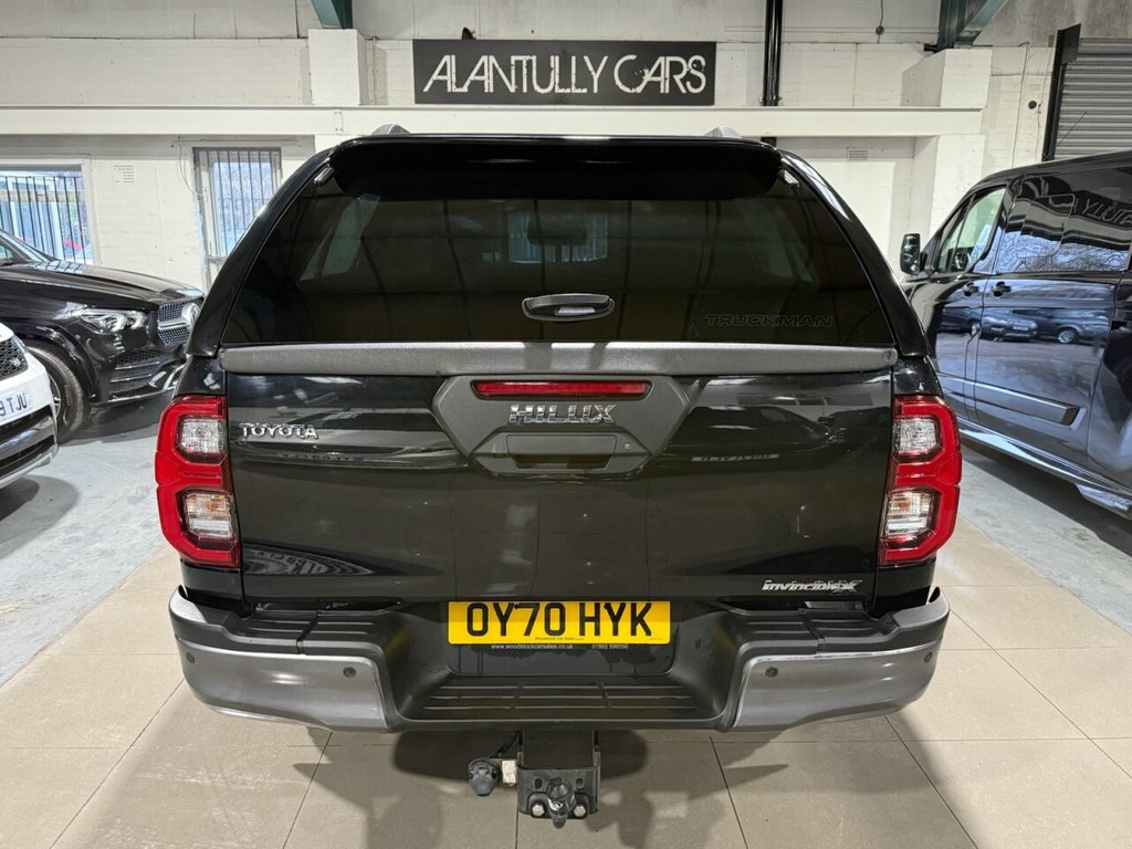 Used Toyota Hilux 2021 for sale - 76973221: Photo 4