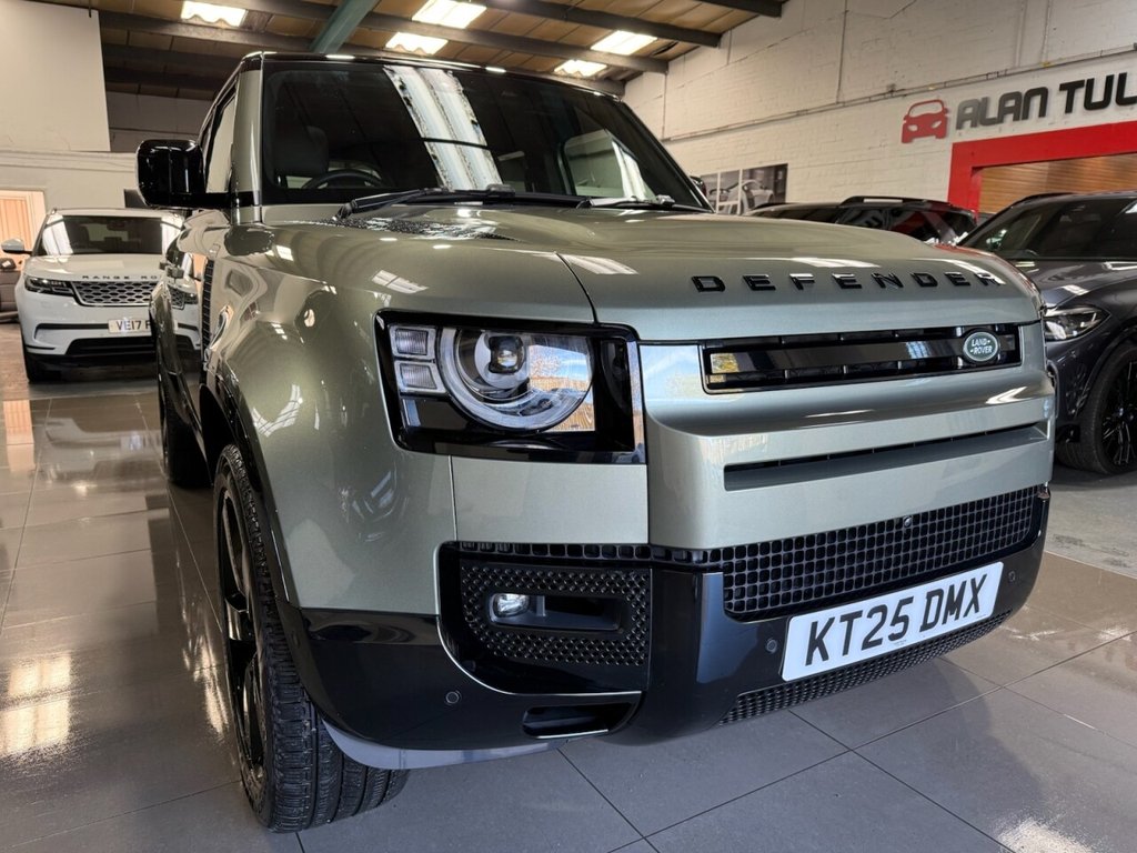 Used Land Rover Defender 2025 for sale - 76740525: Photo 11
