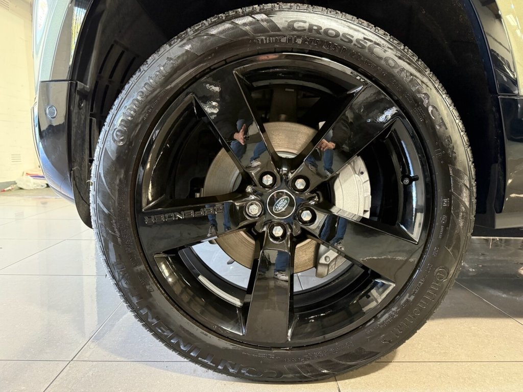 Used Land Rover Defender 2025 for sale - 76740525: Photo 12