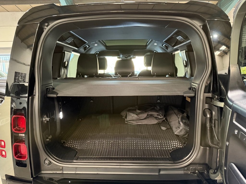 Used Land Rover Defender 2025 for sale - 76740525: Photo 23