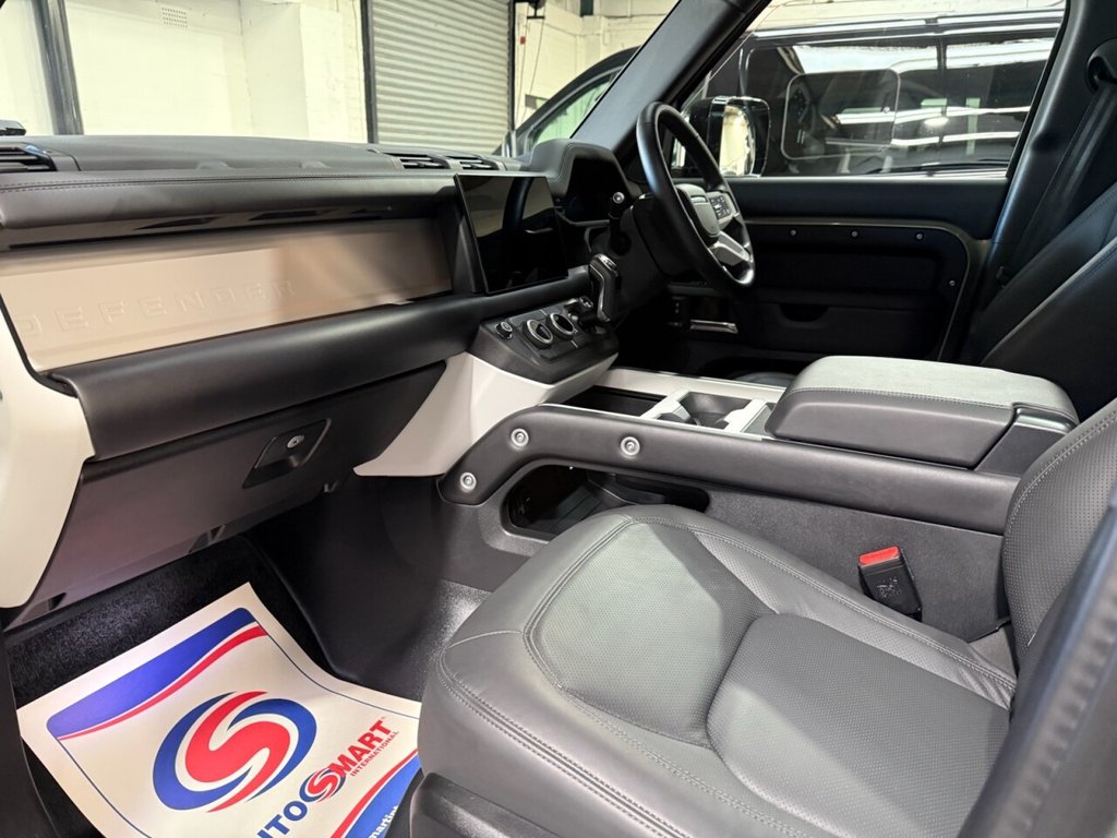 Used Land Rover Defender 2025 for sale - 76740525: Photo 26