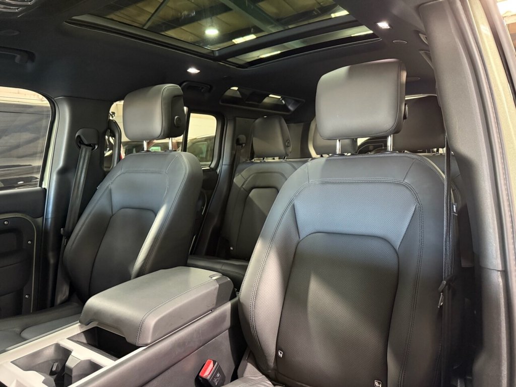 Used Land Rover Defender 2025 for sale - 76740525: Photo 27