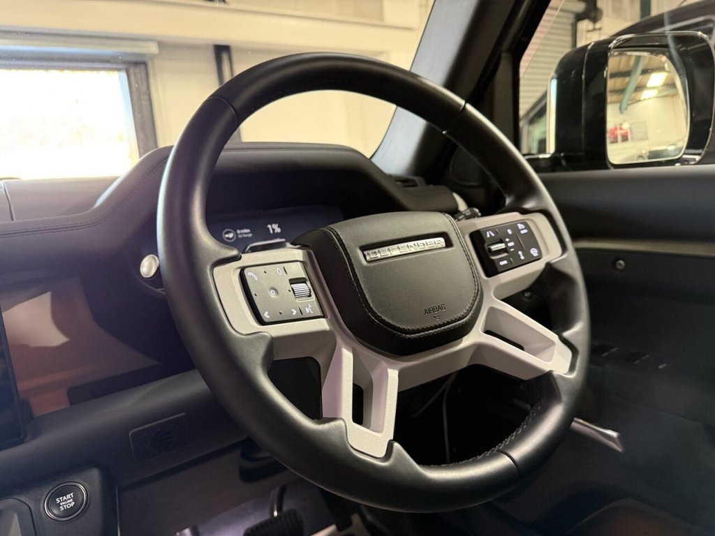 Used Land Rover Defender 2025 for sale - 76740525: Photo 29