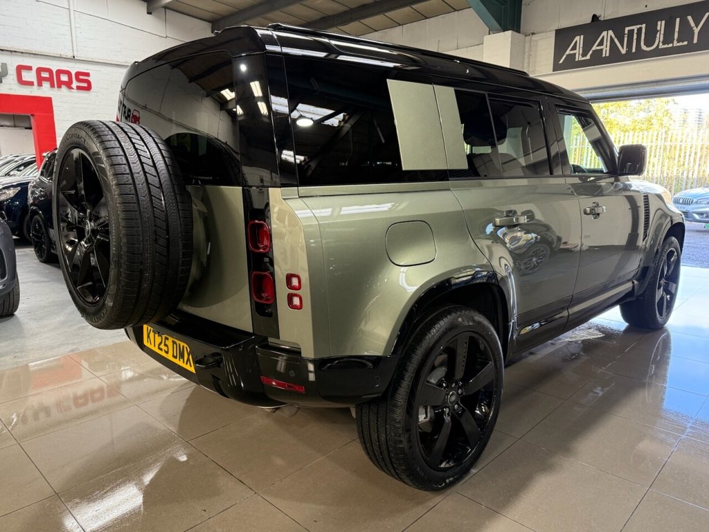 Used Land Rover Defender 2025 for sale - 76740525: Photo 6
