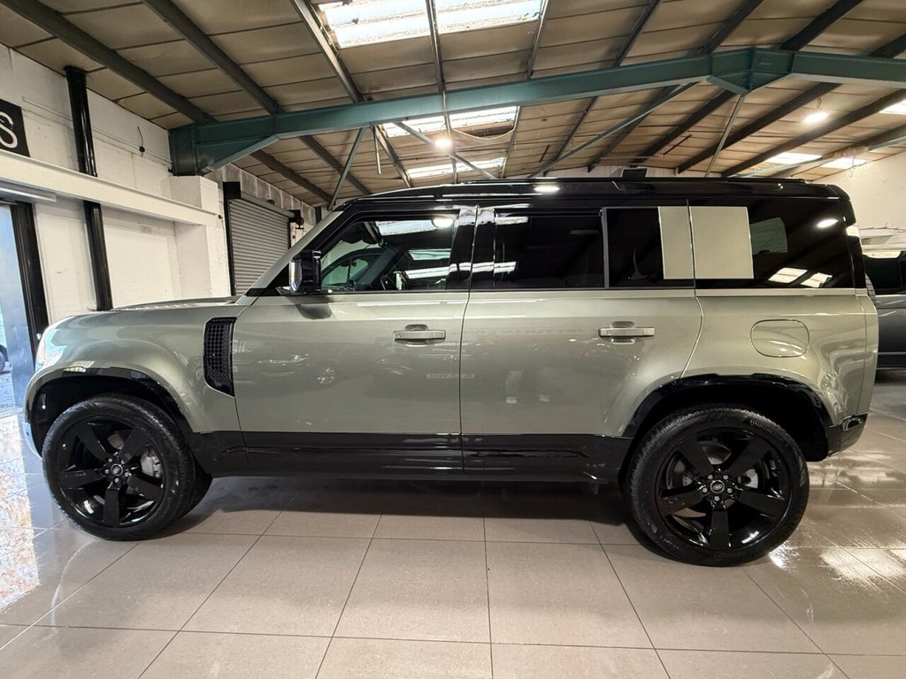Used Land Rover Defender 2025 for sale - 76740525: Photo 7