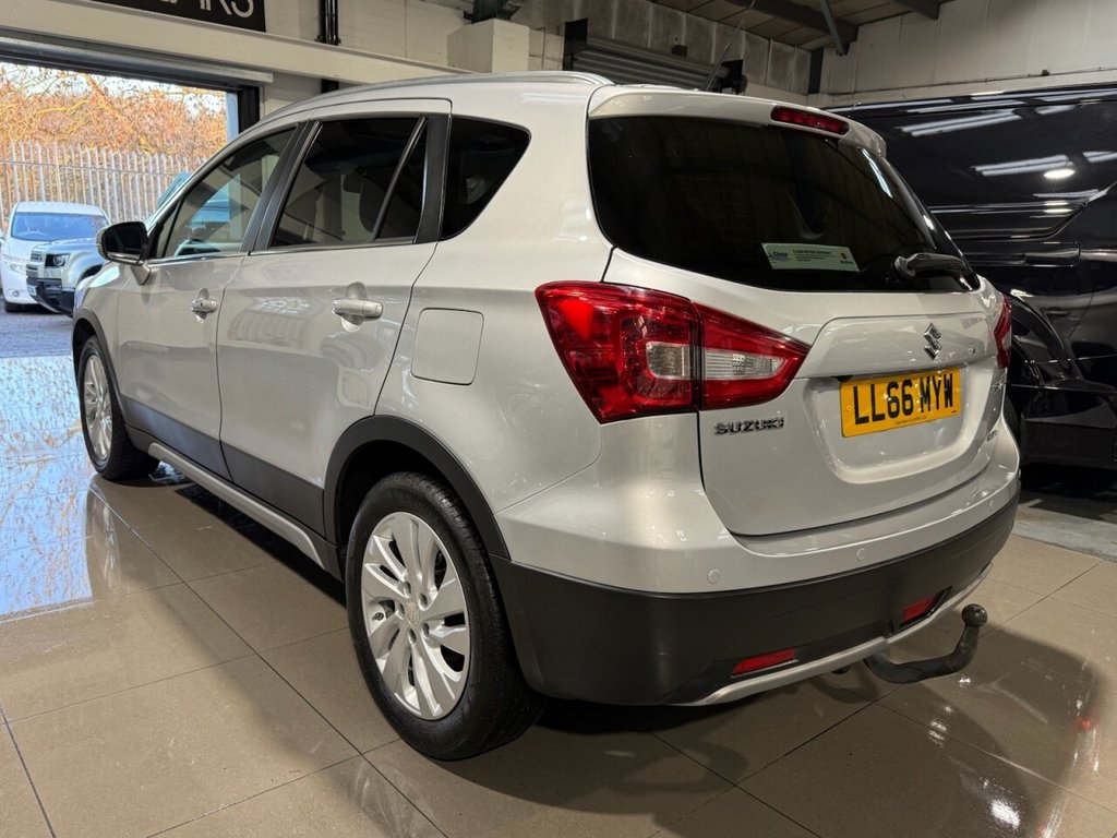 Used Suzuki SX4 S-Cross 2016 for sale - 76784263: Photo 5