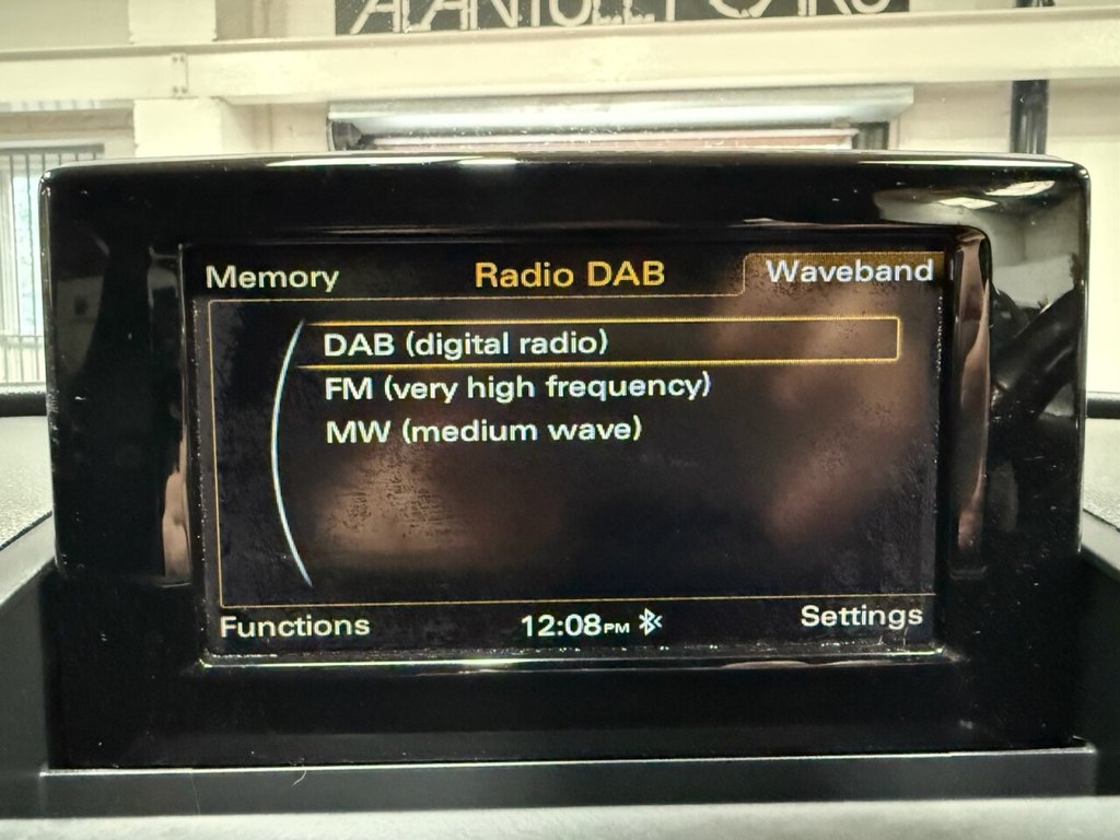 Used Audi Q3 2018 for sale - 76266690: Photo 33