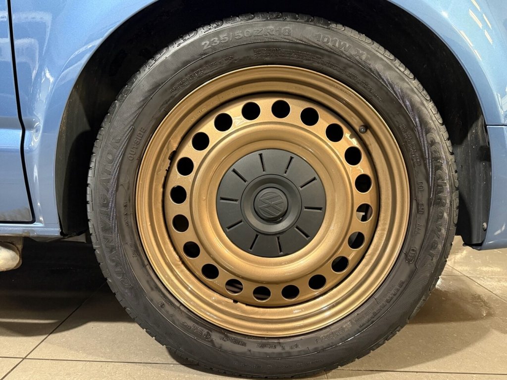 Used Volkswagen Transporter Shuttle 2017 for sale - 77007237: Photo 13