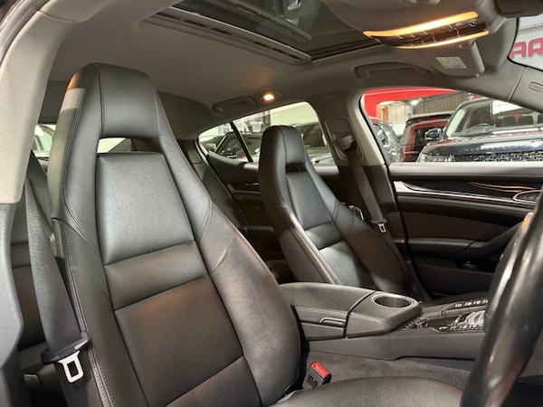 Used Porsche Panamera 2015 for sale - 76323303: Photo 21