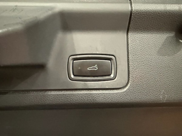 Used Porsche Panamera 2015 for sale - 76323303: Photo 25