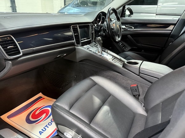 Used Porsche Panamera 2015 for sale - 76323303: Photo 28