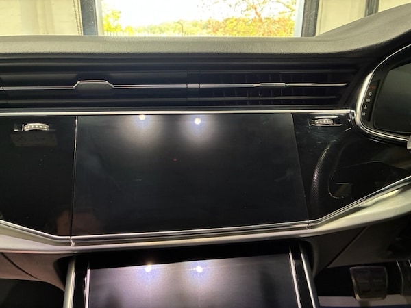 Used Audi Q8 2019 for sale - 76345379: Photo 28