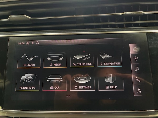 Used Audi Q8 2019 for sale - 76345379: Photo 31