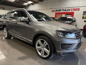 Used Volkswagen Touareg 2016 for sale - 79764413: Photo