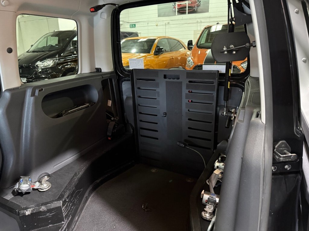 Used Volkswagen Caddy Life 2013 for sale - 77905141: Photo 26