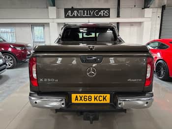 Used Mercedes-Benz X Class 2018 for sale - 79655289: Photo