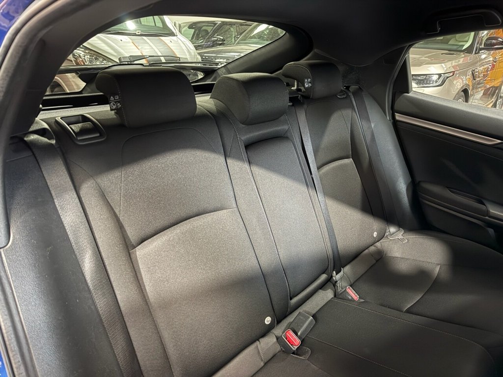 Used Honda Civic 2018 for sale - 77879600: Photo 21