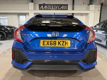 Used Honda Civic 2018 for sale - 77879600: Photo