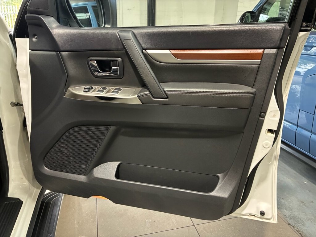 Used Mitsubishi Shogun 2013 for sale - 76469951: Photo 20